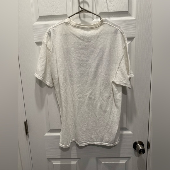 Disney Adult Shirt - Walt Disney World Mickey And Friends Postcard Tee Size XL. - Picture 3 of 4